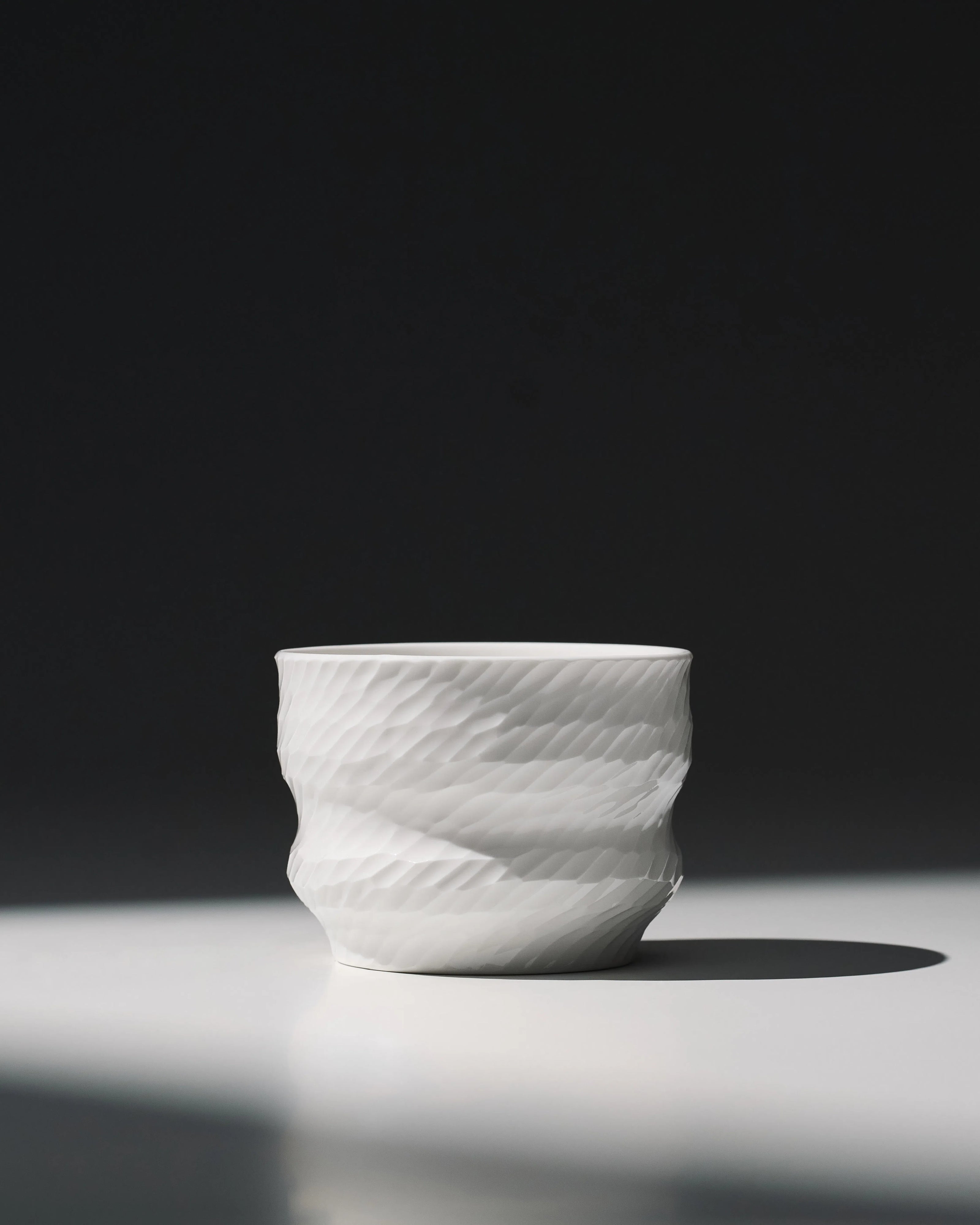 Shadow Double-wall Cup (175 ml) - White Shadow