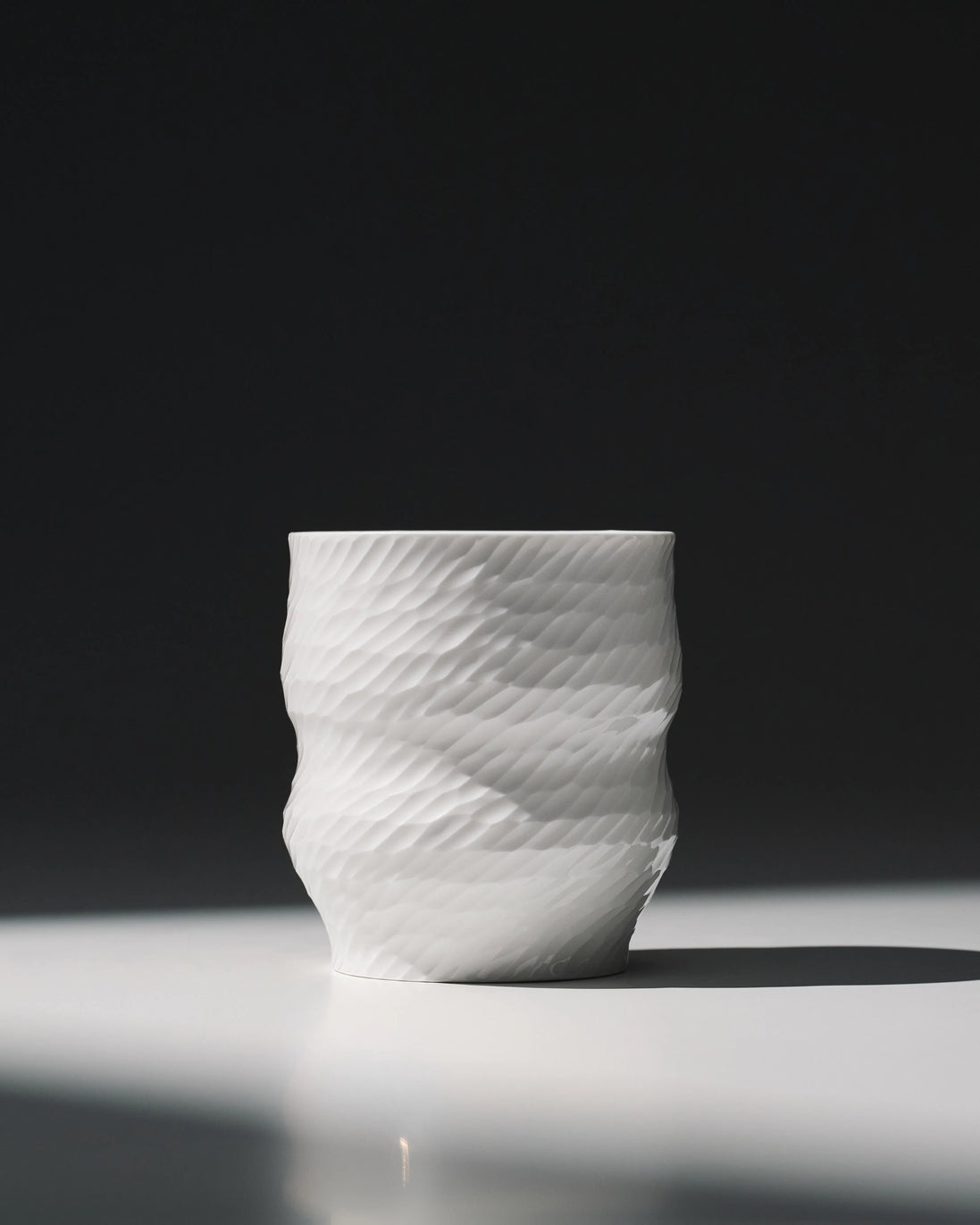 Shadow Double-wall Cup (275 ml) - White Shadow